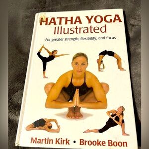 Hatha Yoga Illustrated Book